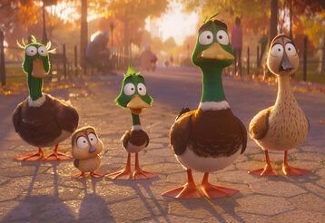 Animationsfilm, vier Enten und ein Küken stehen auf einem Gehwegund gucken erstaunt, herbstlich-sonnige Stimmung